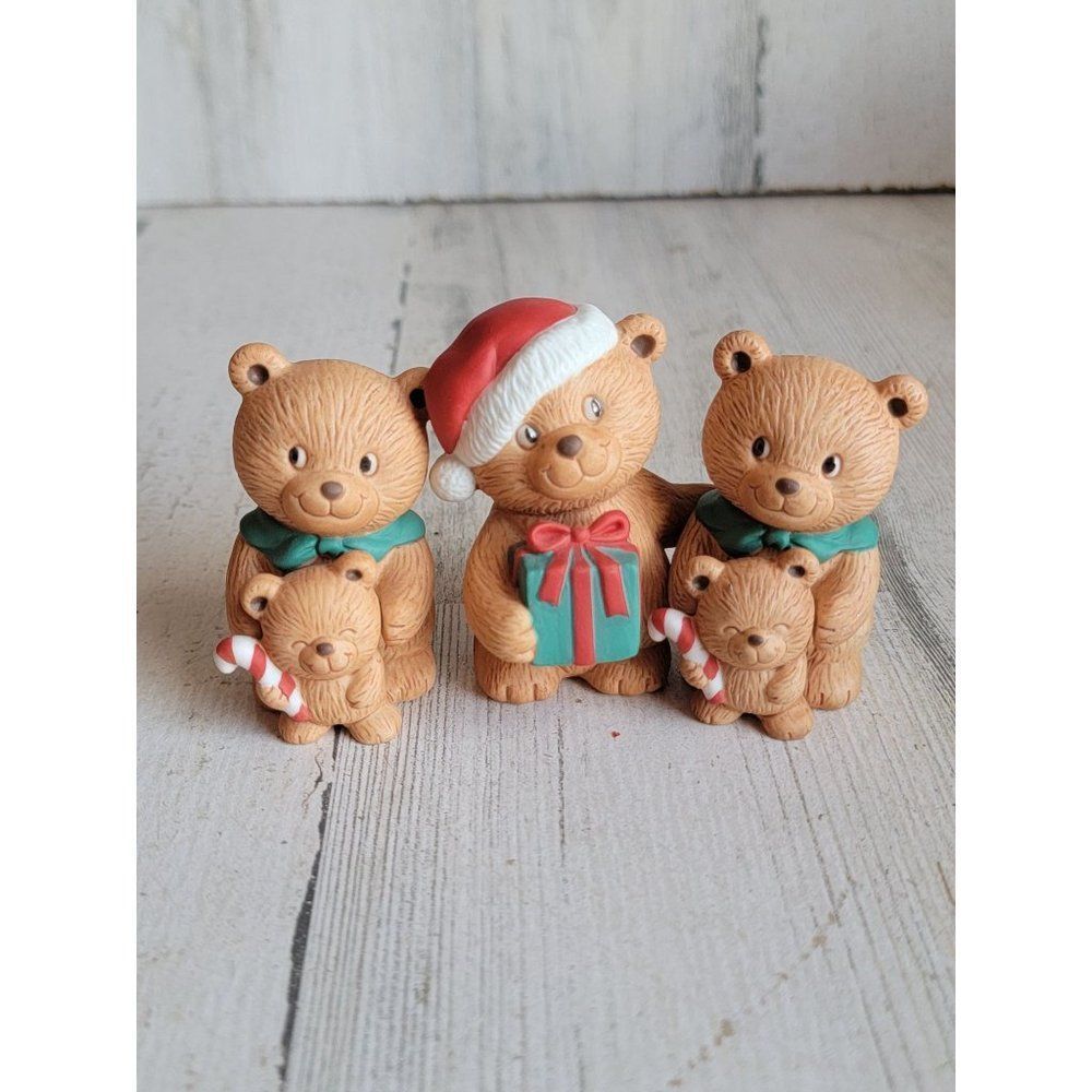Avon 1990 mini ceramic teddy bear family Christmas candy cane figure set